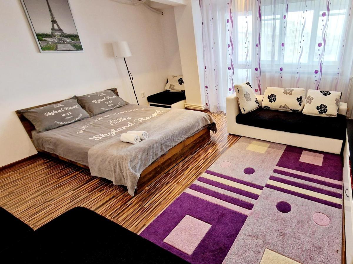 Studio Cathedral Brăila Exteriér fotografie