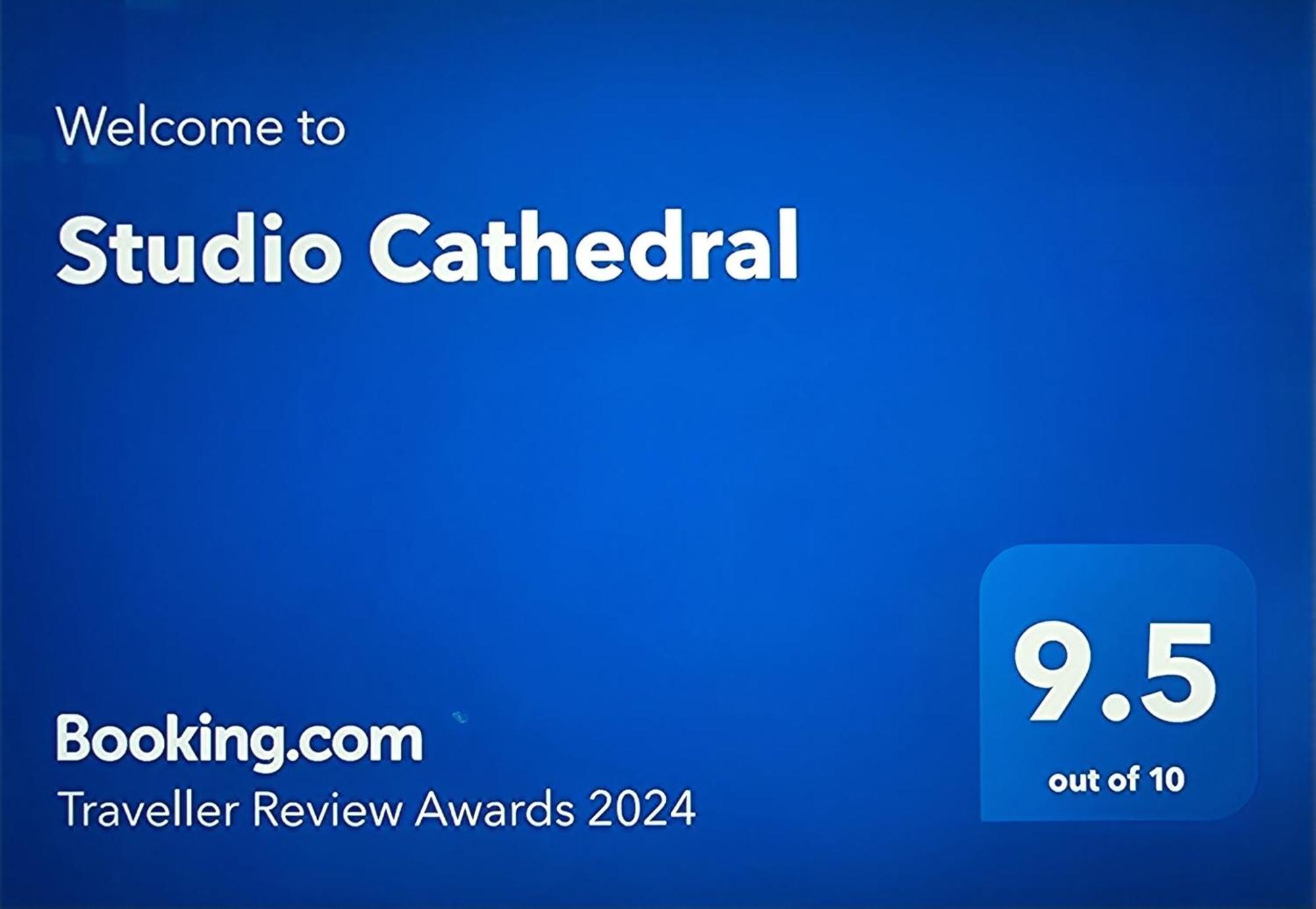 Studio Cathedral Brăila Exteriér fotografie